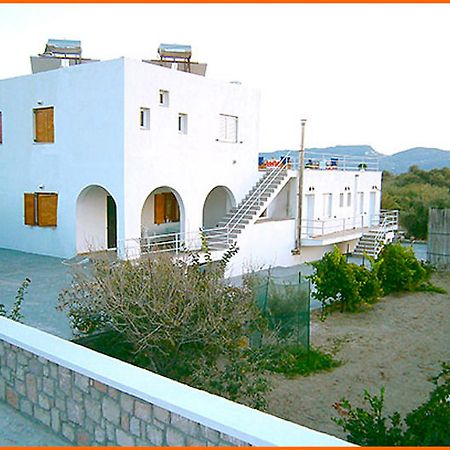 Iremia Rooms Adamantas  Exterior photo