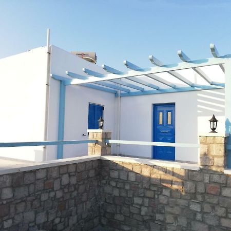 Iremia Rooms Adamantas  Exterior photo