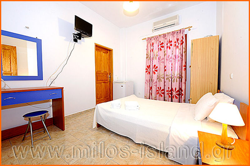Iremia Rooms Adamantas  Exterior photo