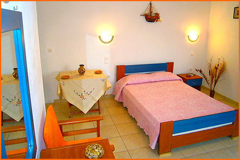 Iremia Rooms Adamantas  Exterior photo