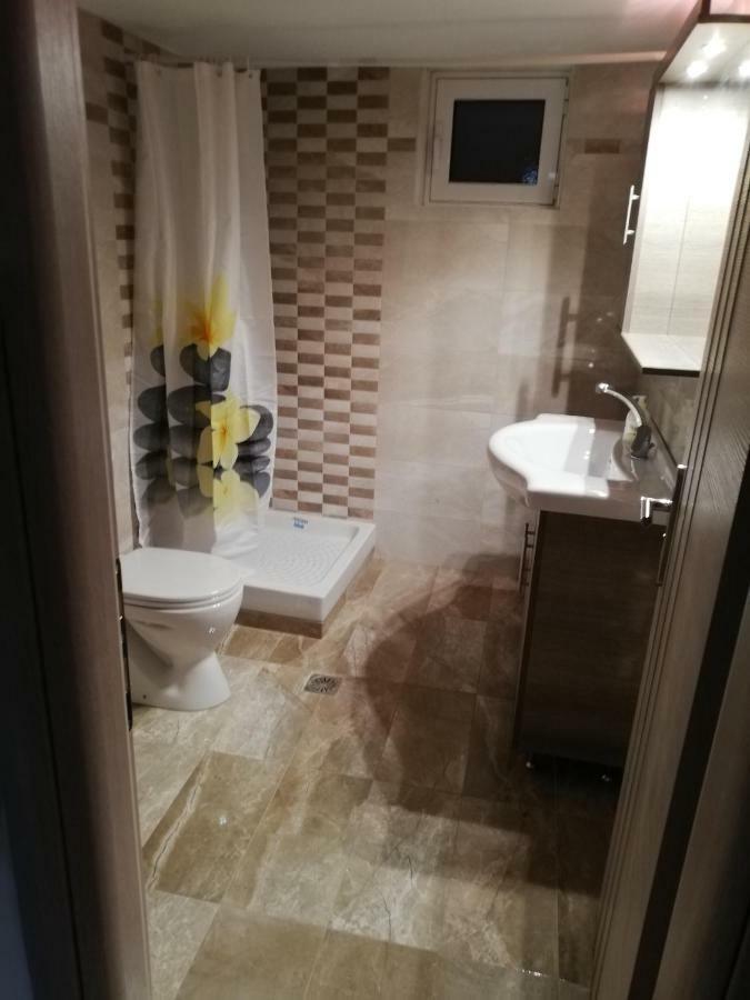 Iremia Rooms Adamantas  Exterior photo