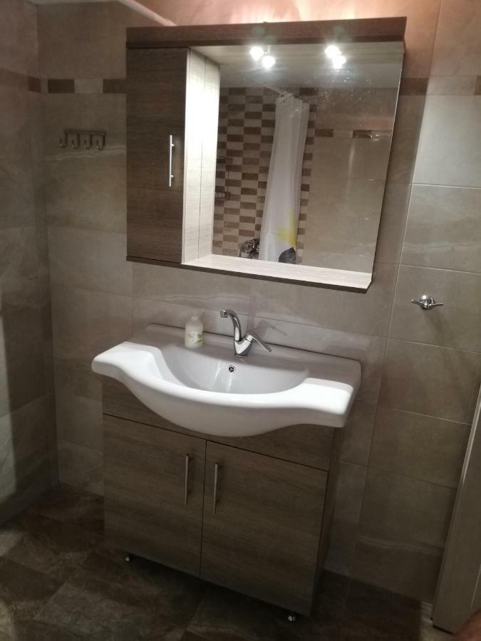 Iremia Rooms Adamantas  Exterior photo